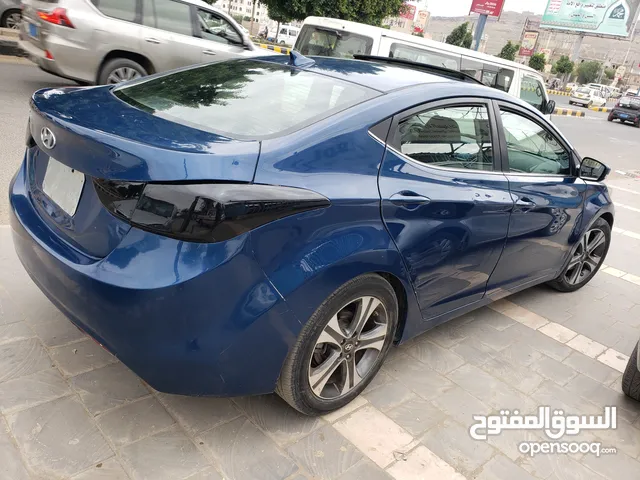 Hyundai Elantra Standard in Sana'a