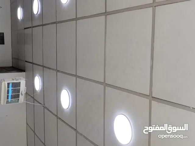 ديكور وقارمة محل