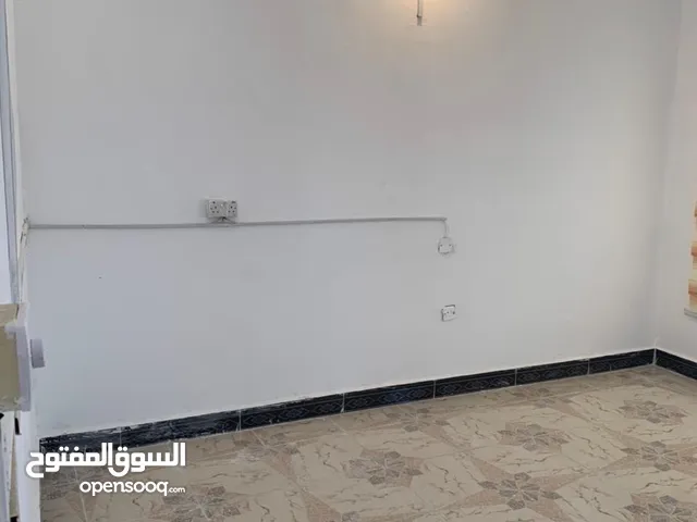 100 m2 2 Bedrooms Apartments for Rent in Basra Amitahiyah