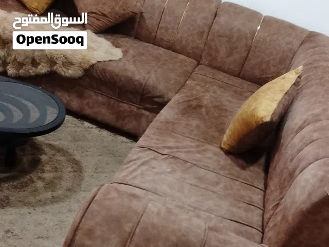 طقم كورنر 8 مقاعد وطاولة و3 اسكملات