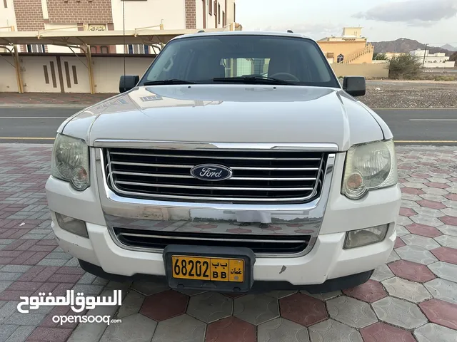 Used Ford Explorer in Al Dakhiliya