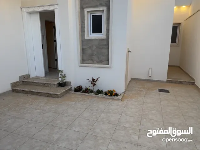 120m2 4 Bedrooms Villa for Sale in Tripoli Ain Zara