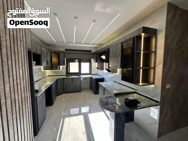 شقه مميزه جدا للبيع تشطيب سوبر ديلوكس فندقي بسعر مغري جدا