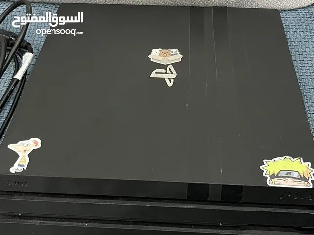 جهاز PS4 PRO مستعمل مغير مروحه و معجون مع اليده