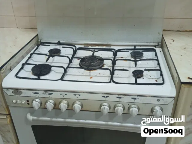 فرن بحاله جيده