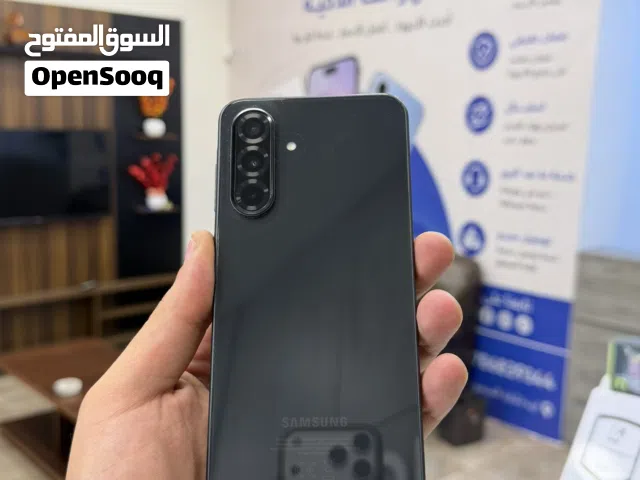 A36 مستعمل بحالة الجديد نسخه 8 رام