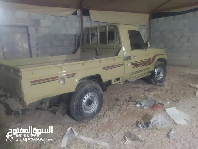 Used Toyota Land Cruiser in Al-Mahrah