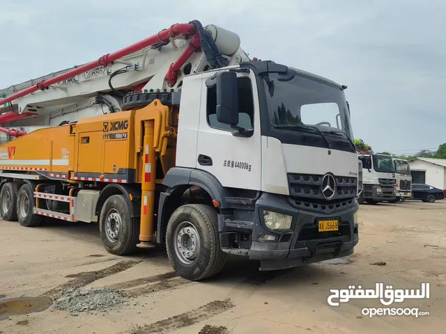 متوفر جميع ال المعدات الثقيلة