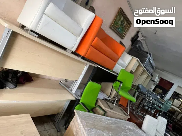 مكاتب وكراسي تركية مستعملة – بحالة الجديد