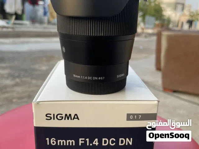 Sigma 16mm f/1.4 (Sony E-Mount)Lens