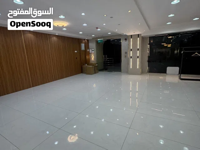 بوتيك للاخلاء (اول شهرين فري ) الموقع راقي وجميل. يصلح بوتيك او متجر اكسسوارات صالون نسائي او كافي