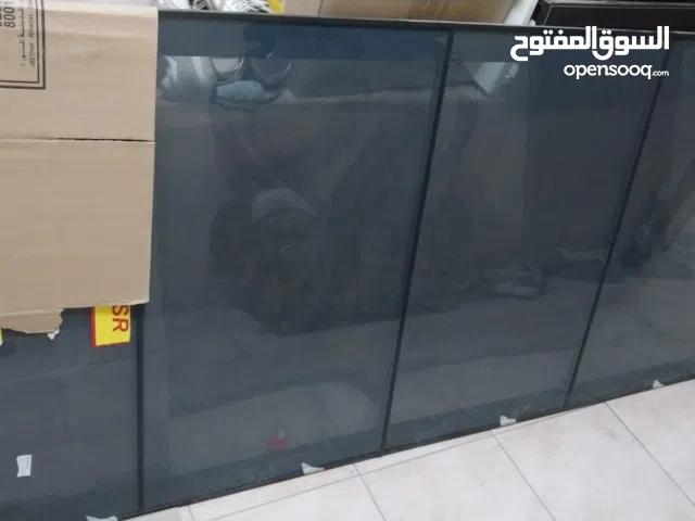 فرصة لا تُعوّض! للبيع باب زجاجي سحاب (درفتين)