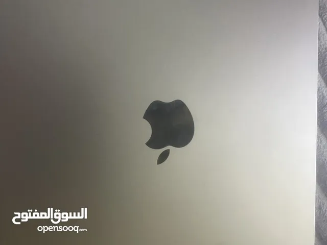 ايباد برو m2