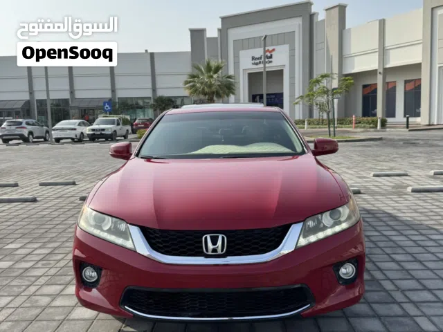 للبيع هوندا اكورد 2015 كوبيه 4 سلندر ماشي 81 الف كيلو فقط
