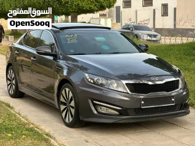 2011 كيا اوبتيما Standard
