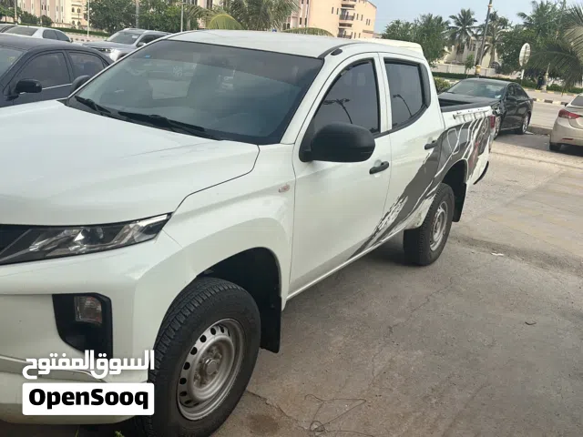 2020 ميتسوبيشي L200 Double Cab GLX