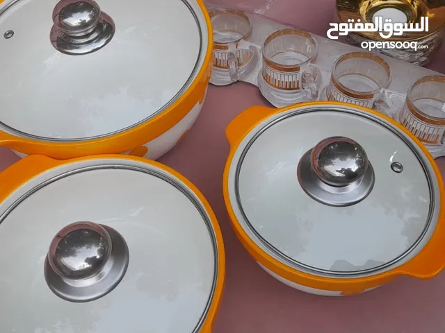 جدر طقم وبيالات واغراض للبيع مستعمل خفيف
