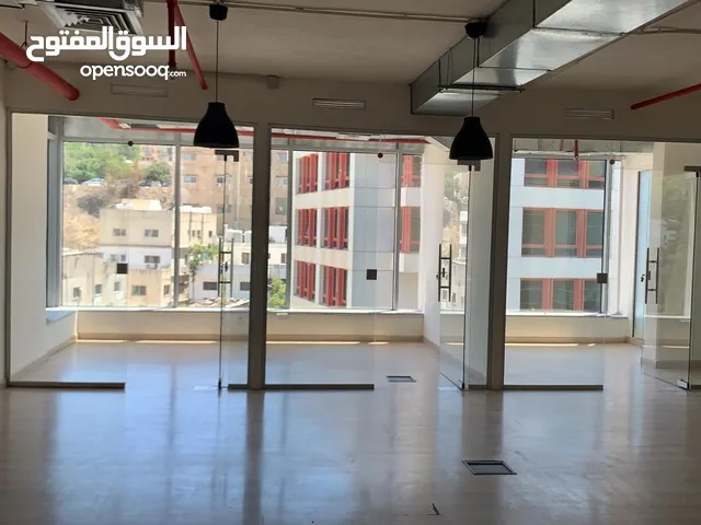 329m2 Offices for Sale in Amman Wadi Saqra