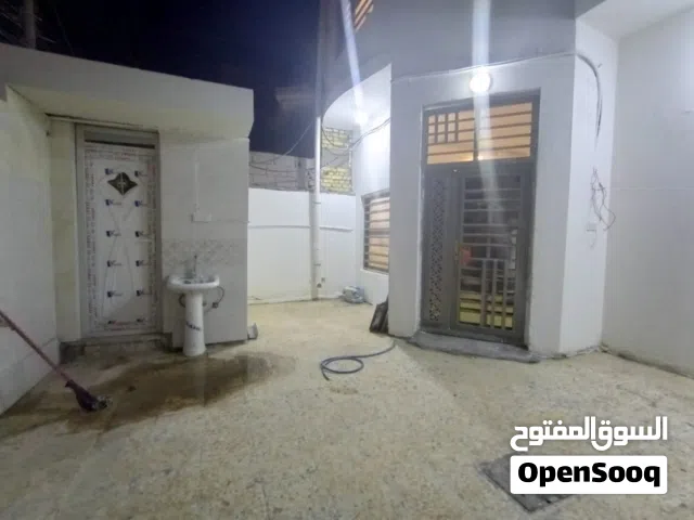 150 m2 2 Bedrooms Townhouse for Rent in Basra Other