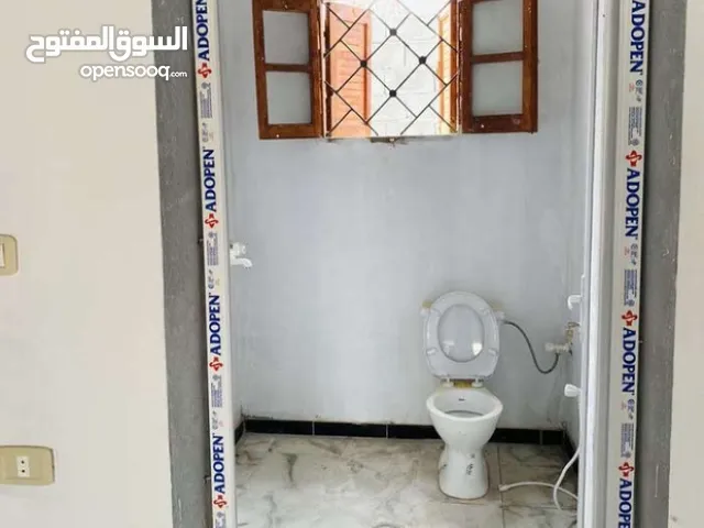 100 m2 2 Bedrooms Townhouse for Rent in Tripoli Tajura