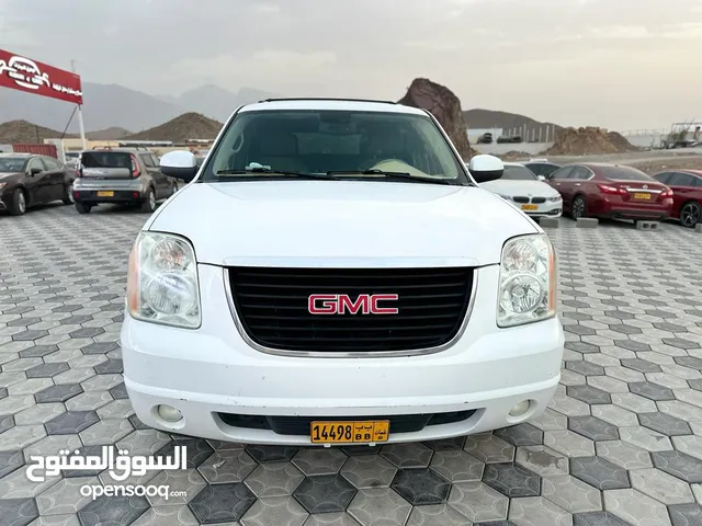 Used GMC  in Al Sharqiya