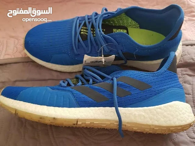 اديداس بالورقه. adidas boost hd