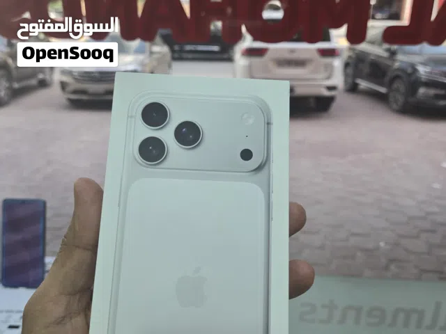 ايفون 17 برو ماكس  ون تيرا 1.T.B كفالة الفا استور  اللون ابيض النسخه اليابانى