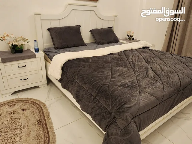 غرفة نوم خشبيه