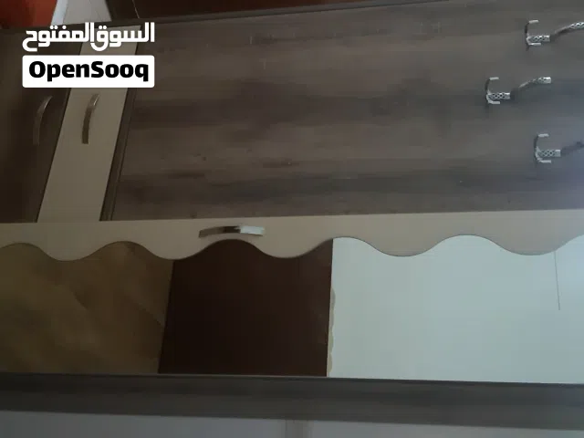 خزانة خشب تركي