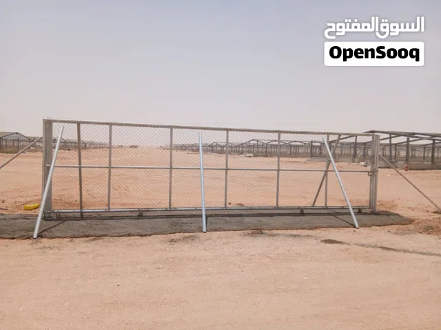 مقاول شبوك مزارع وتوريد وتركيب جميع انواع النخيل العربي وزينه والبيوت التراثيه بأنواعها