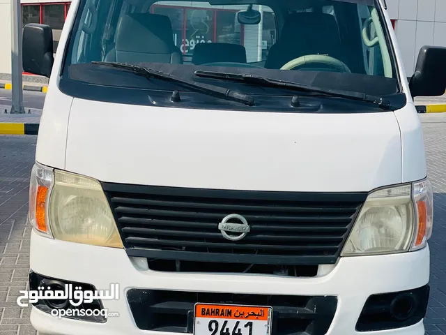 Nissan urvan minibus passenger 2009 for sale