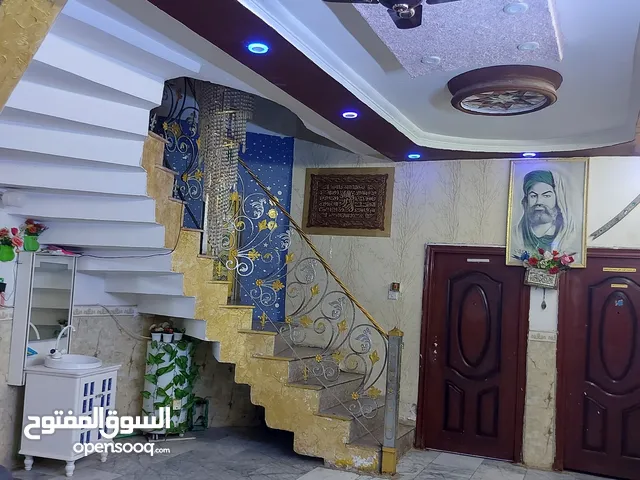 180m2 5 Bedrooms Townhouse for Sale in Basra Asatidha