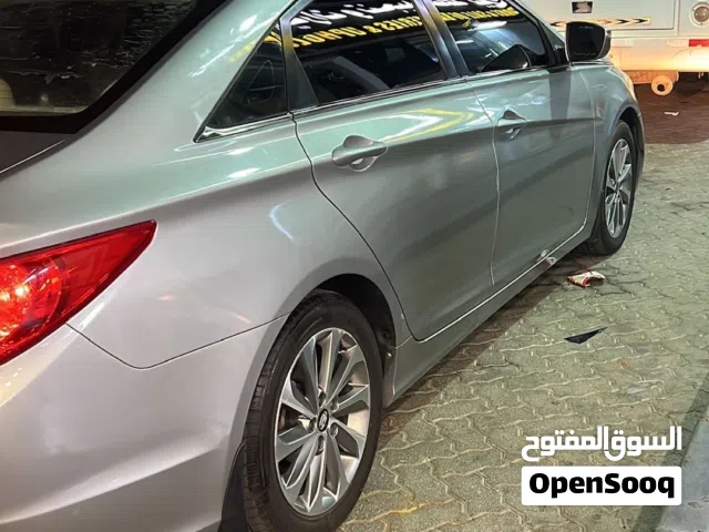 سوناتا للبيع او البدل
