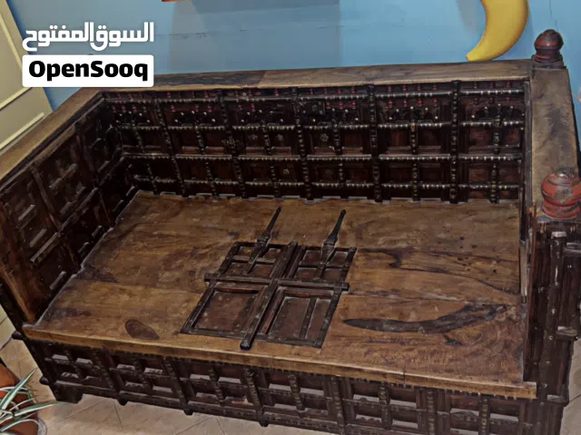 للبيع كرسي تراثي خشب ساج (هندي / زنجبار ستايل) Antique solid wood Indian old