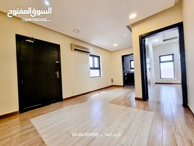 70 m2 1 Bedroom Apartments for Rent in Muharraq Galaly