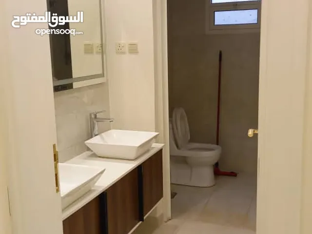 شقة جديدة اول ساكن للايجار في حي العارض شمال الرياض