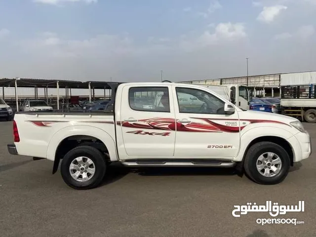 Used Toyota Hilux in Qurayyat