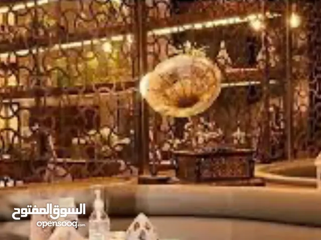 مطعم وكافيه خمس نجوم للتنازل (صور تعبيرية)