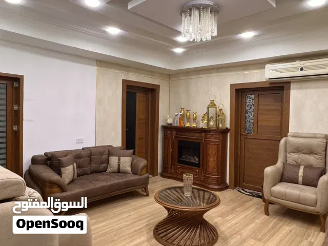 127 m2 5 Bedrooms Townhouse for Sale in Tripoli Qerqarish