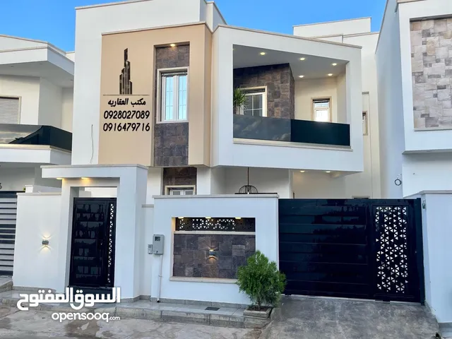 350 m2 3 Bedrooms Villa for Sale in Tripoli Al-Serraj