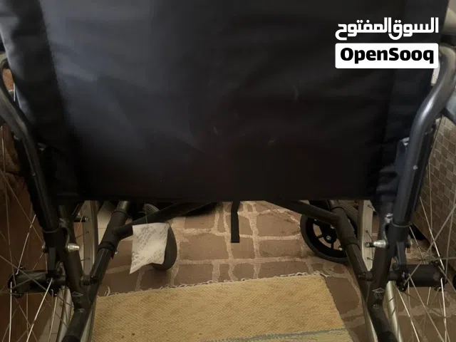كرسي متحرك Vermeiren أصلي للبيع – بحالة ممتازة