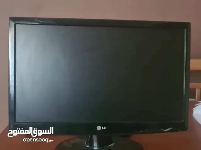 كمبيوتر للبيع مع توابعه
