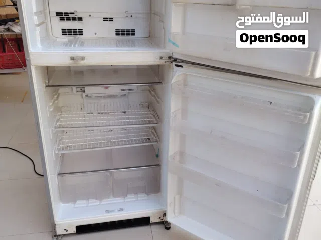 تلاجه وفريزر بحالجه جيده