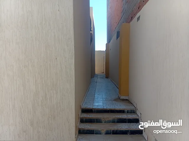 122 m2 3 Bedrooms Townhouse for Sale in Tripoli Tajura