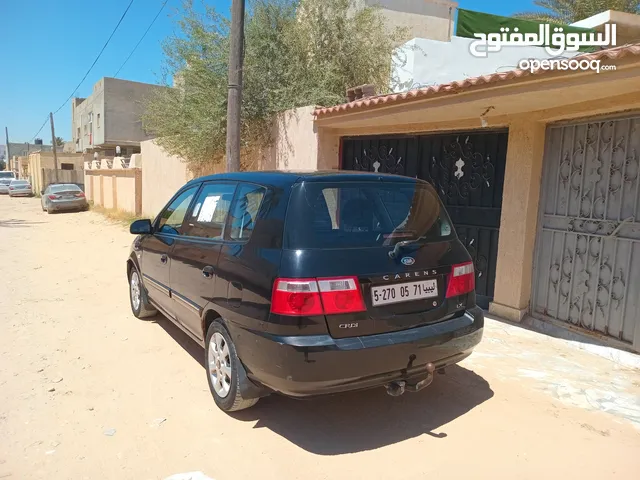 Used Kia Carens in Tripoli