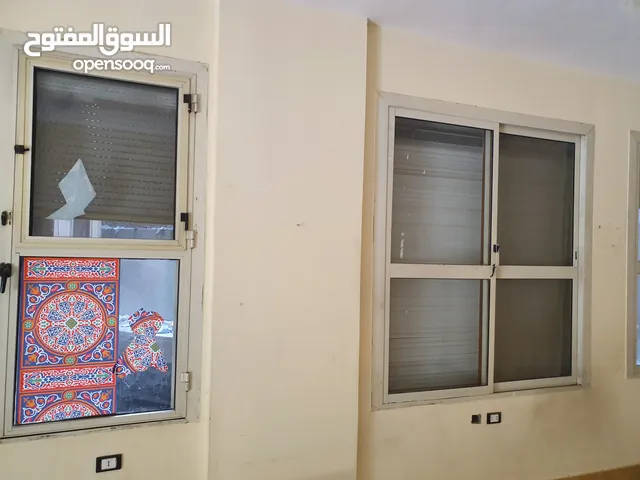 محل معروض للايجار