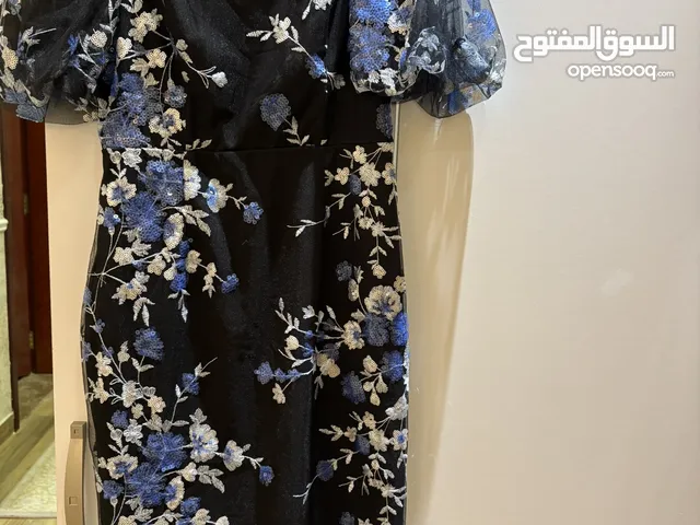 Elegant Black Floral Midi Dress For Events