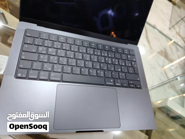 Apple Macbook pro m5 14 inch  ماك بوك برو ابل معالج m5 استعمال اقل من شهر