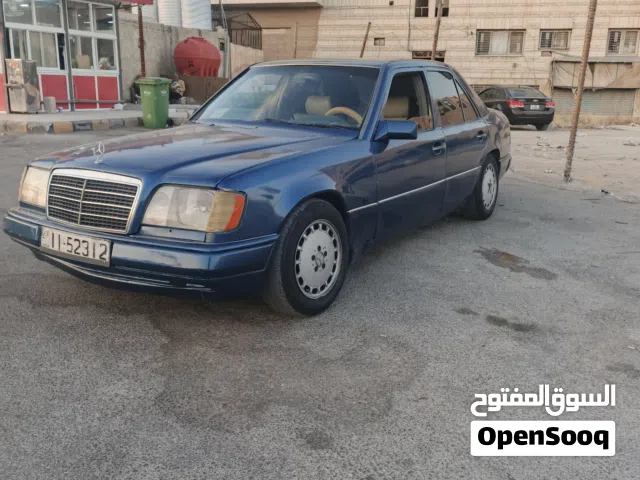1991 Mercedes Benz E-Class E 200