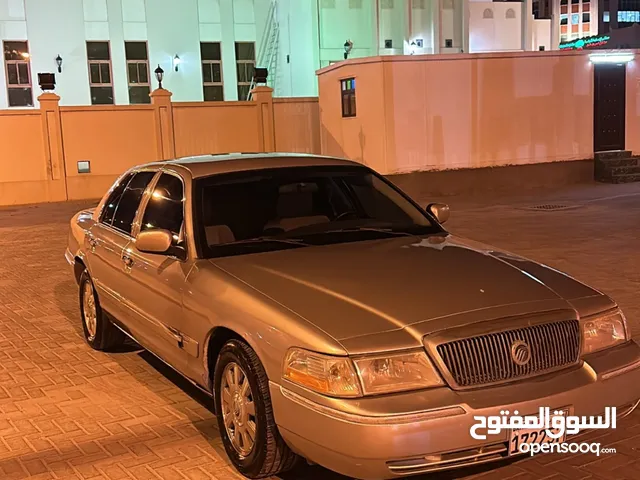 Ford Crown Victoria 2004 in Northern Governorate